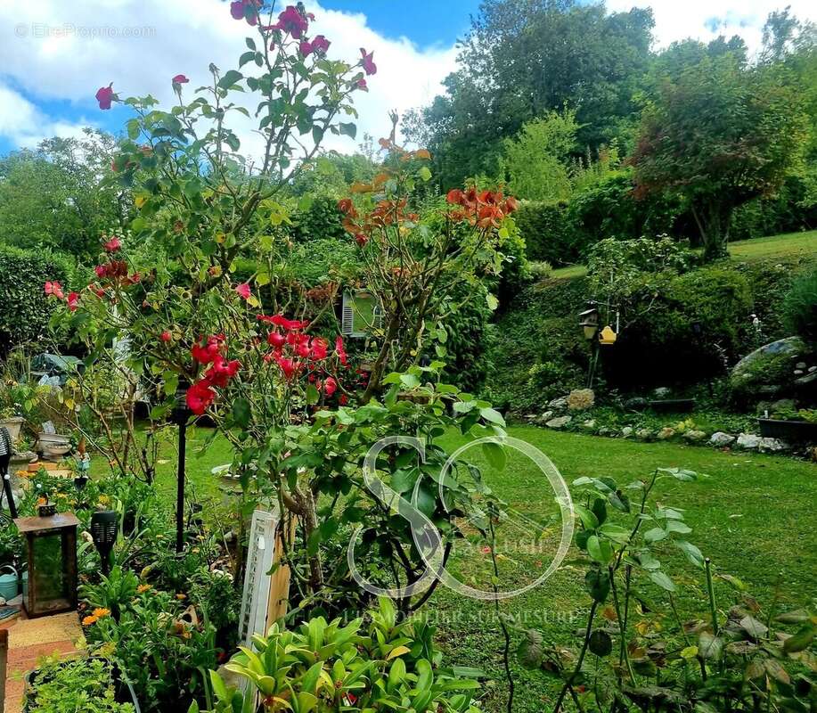 Maison à MEZIERES-SUR-SEINE