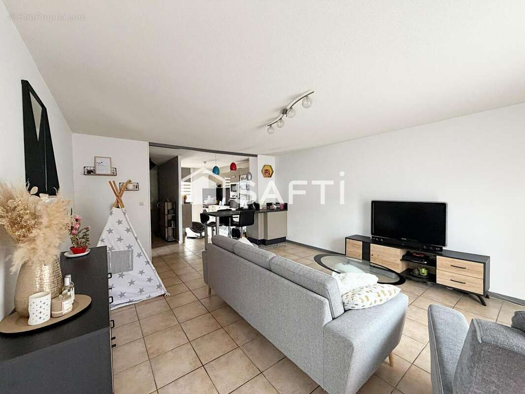 Photo 2 - Appartement à AUCAMVILLE