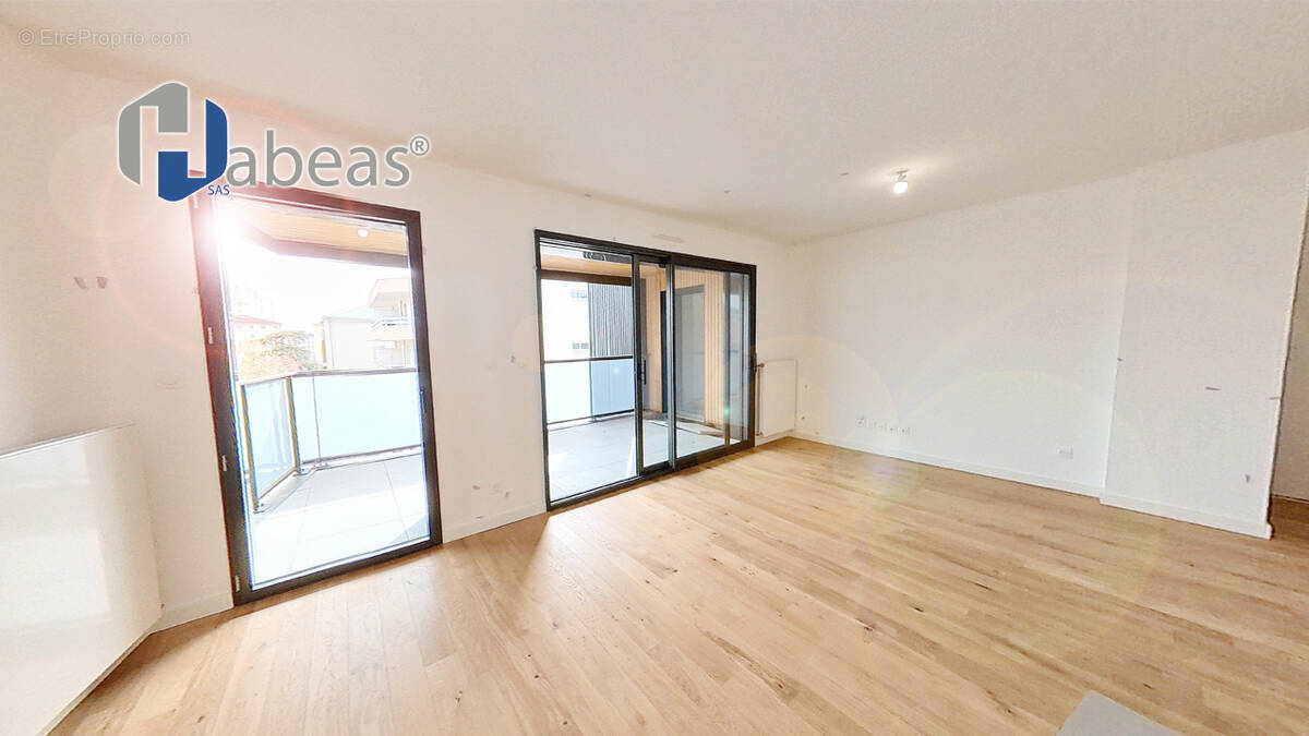 Appartement à VILLEURBANNE