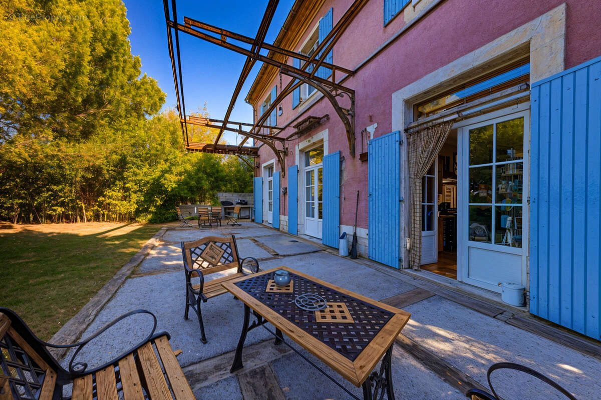 Maison à VIC-LE-FESQ