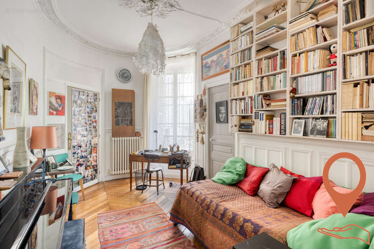 Appartement à PARIS-10E