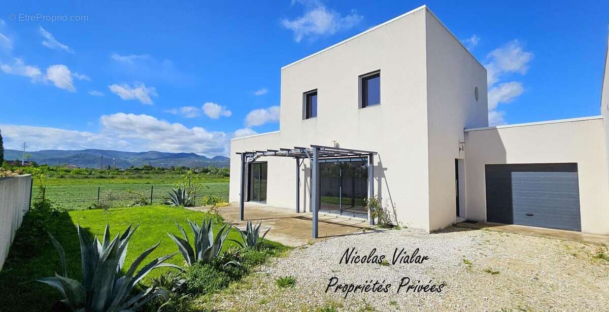 Maison à MONTELIMAR