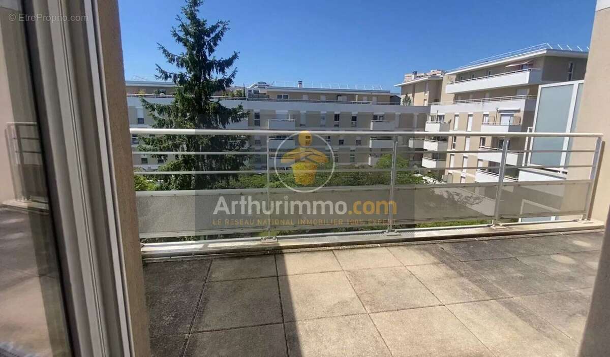 Appartement à CHELLES
