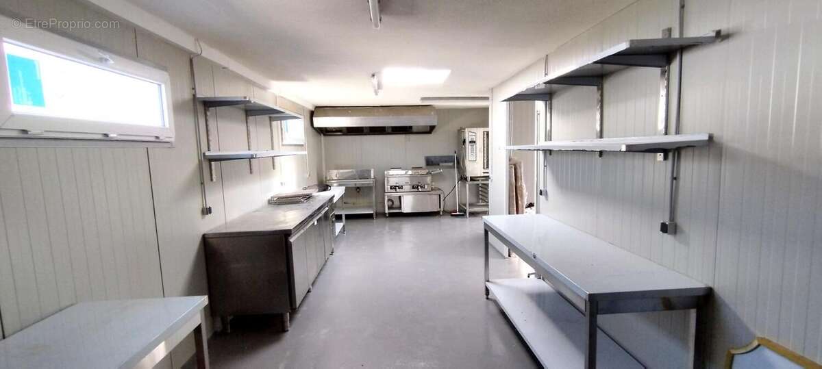 Photo 9 - Commerce à ANZEME