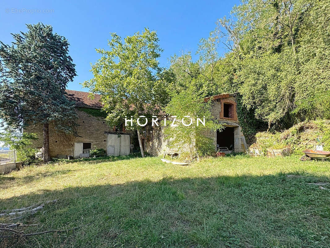 Maison à LA VINEUSE