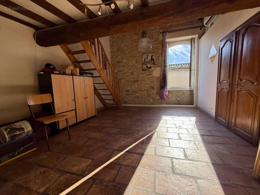 Maison à MILHAUD