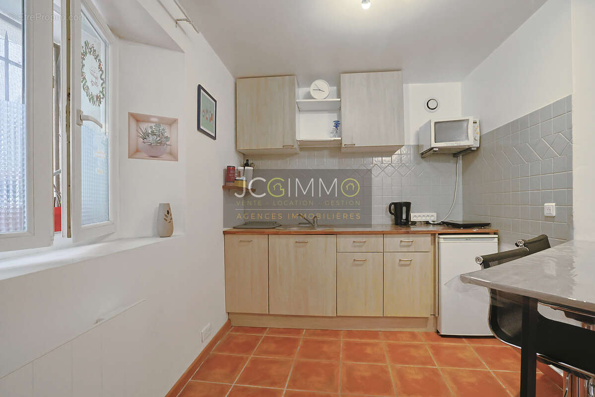 Appartement à CUERS