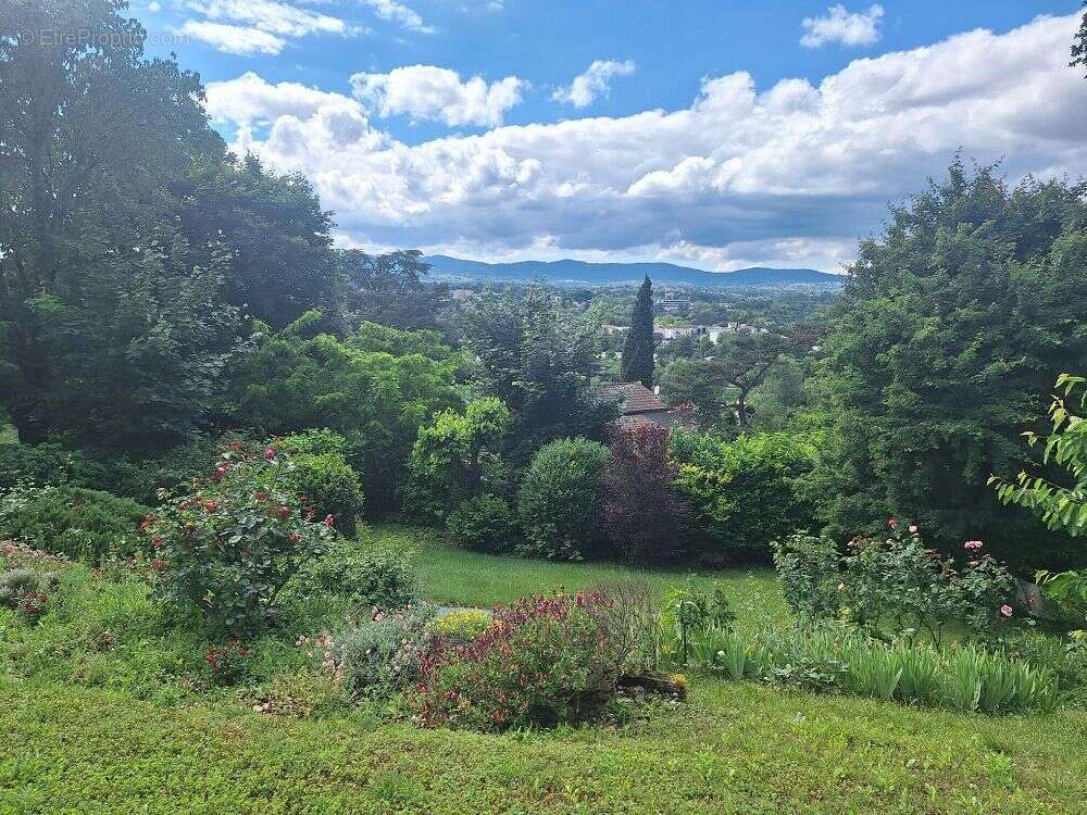 Maison à LYON-5E