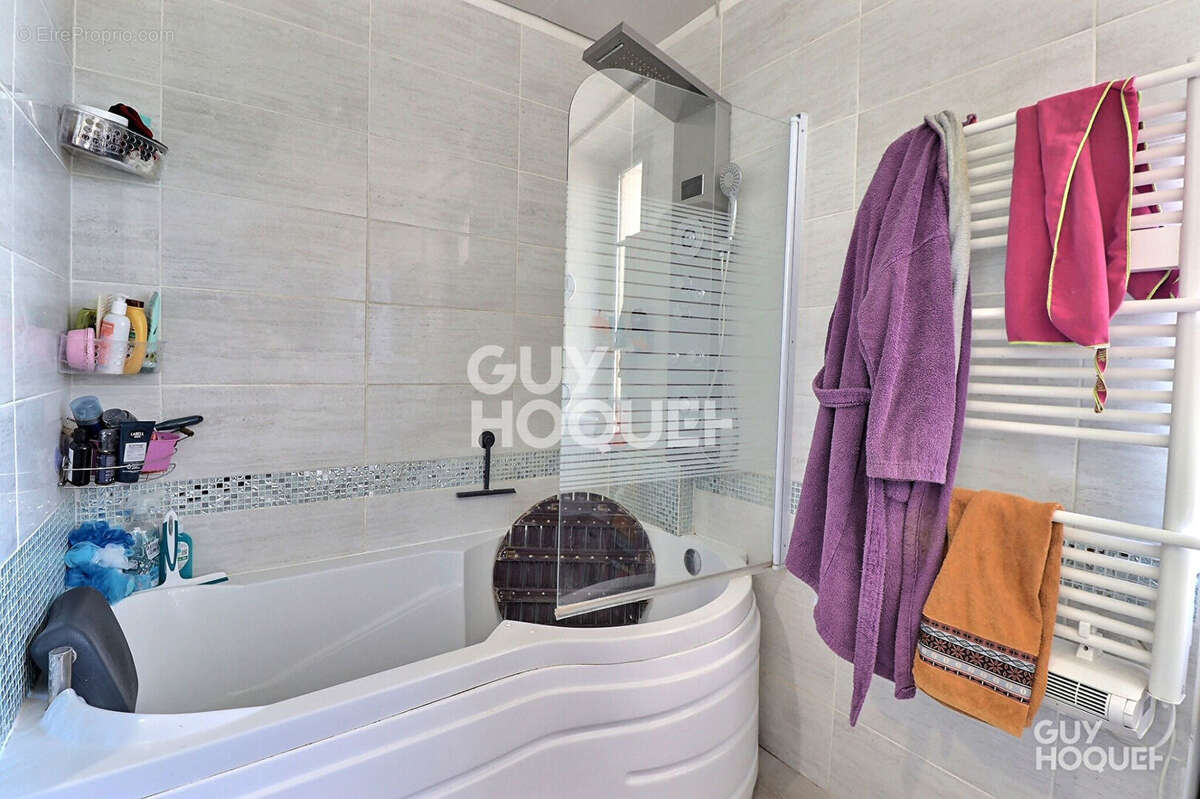 Maison à SAINT-VRAIN