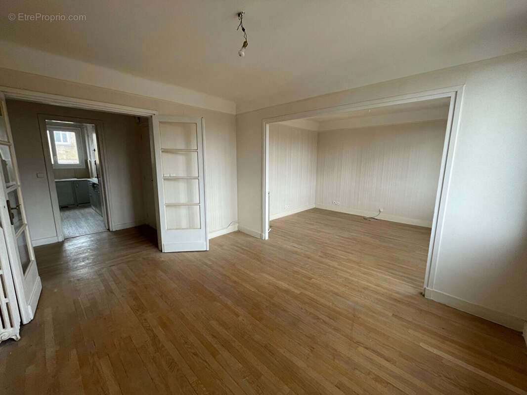 Appartement Le Raincy 4 pièce(s) 70.49 m2 - photo 2