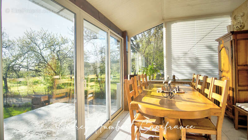 Maison à VIGNEULLES-LES-HATTONCHATEL