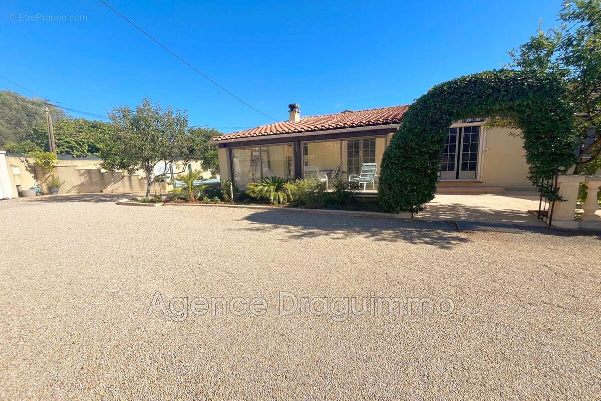Maison à DRAGUIGNAN
