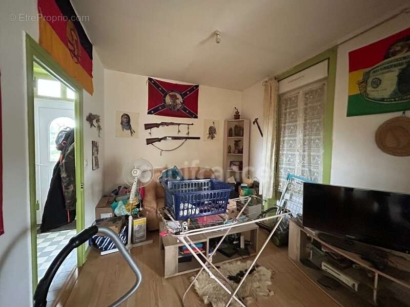 Maison à LANOUAILLE