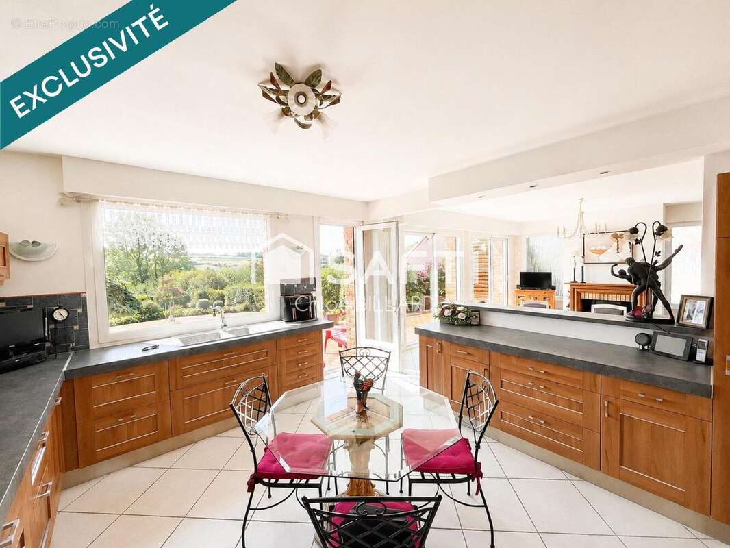 Maison 195 m² à Saint-Martin-Boulogne  - photo 2
