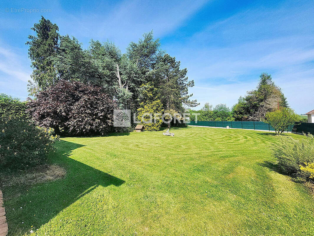 Maison à LE THUIT-SIGNOL