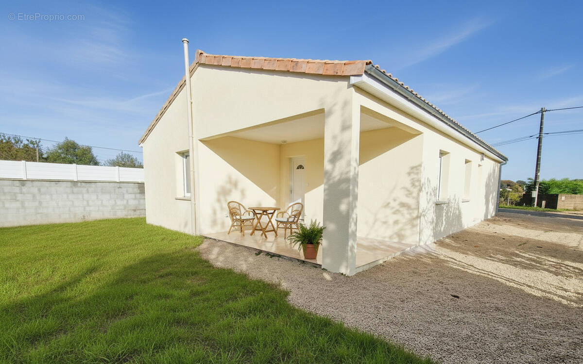 Maison à CIVRAY