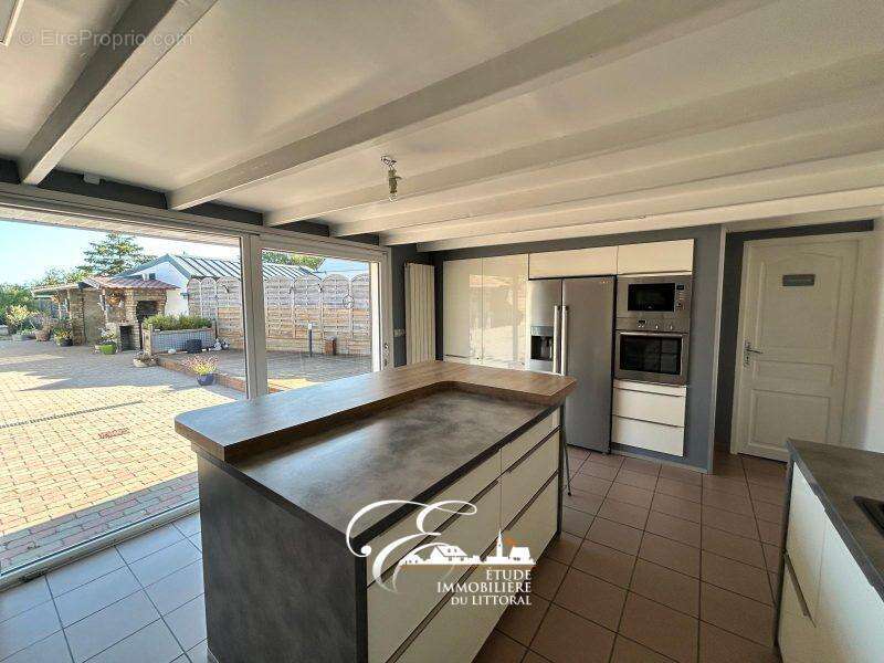 Superbe plain pied en brique Secteur OYE PLAGE - photo 2