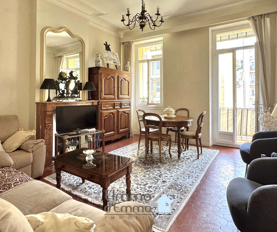 Appartement à MARSEILLE-7E