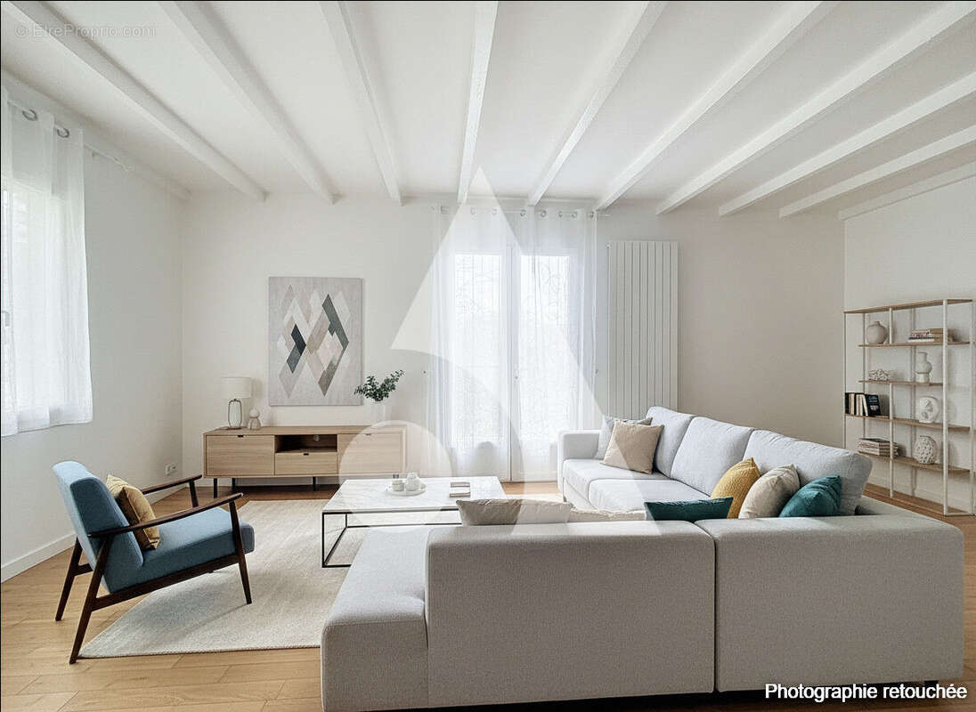 Maison à CHAMPFORGEUIL