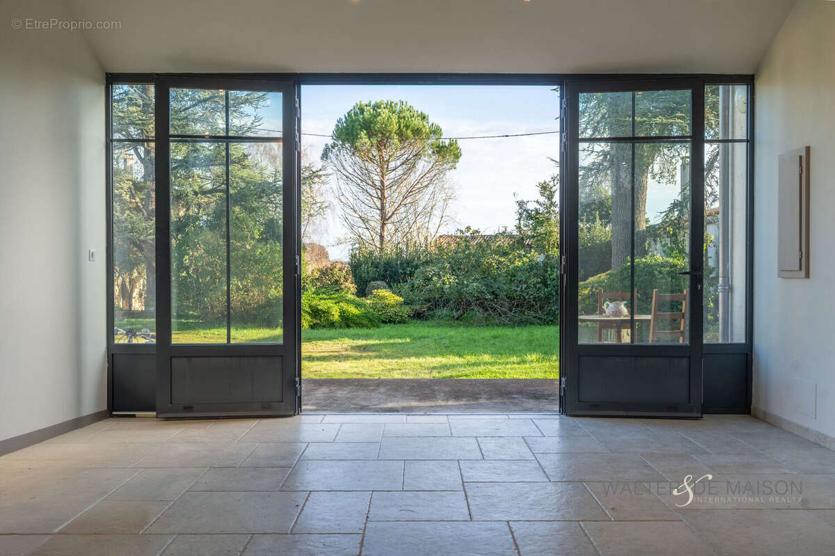 Maison à CHERVES-RICHEMONT