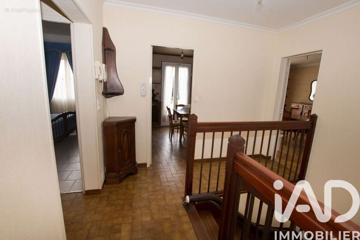 Photo 9 - Maison à LA COURONNE