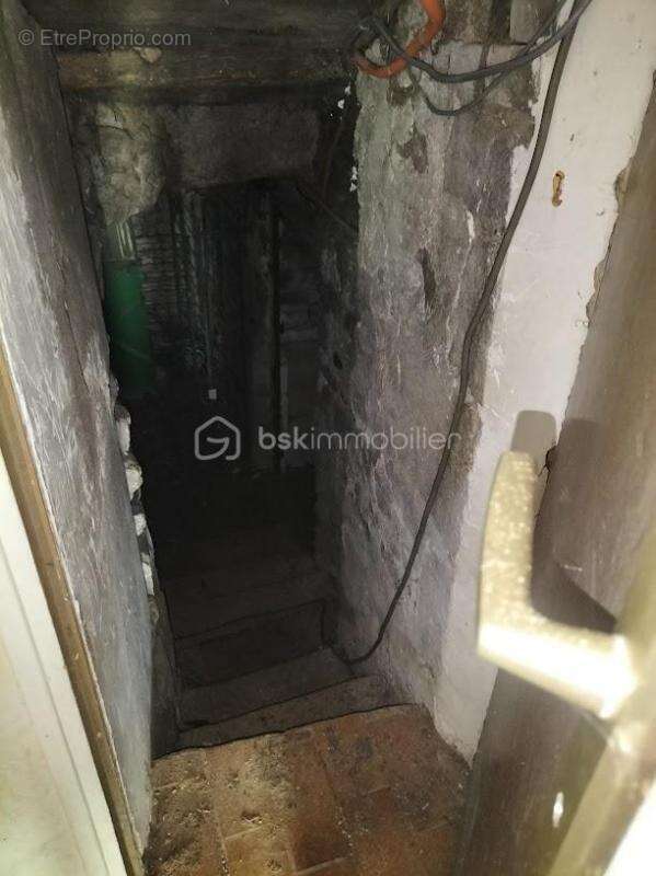 Maison à GY-L&#039;EVEQUE