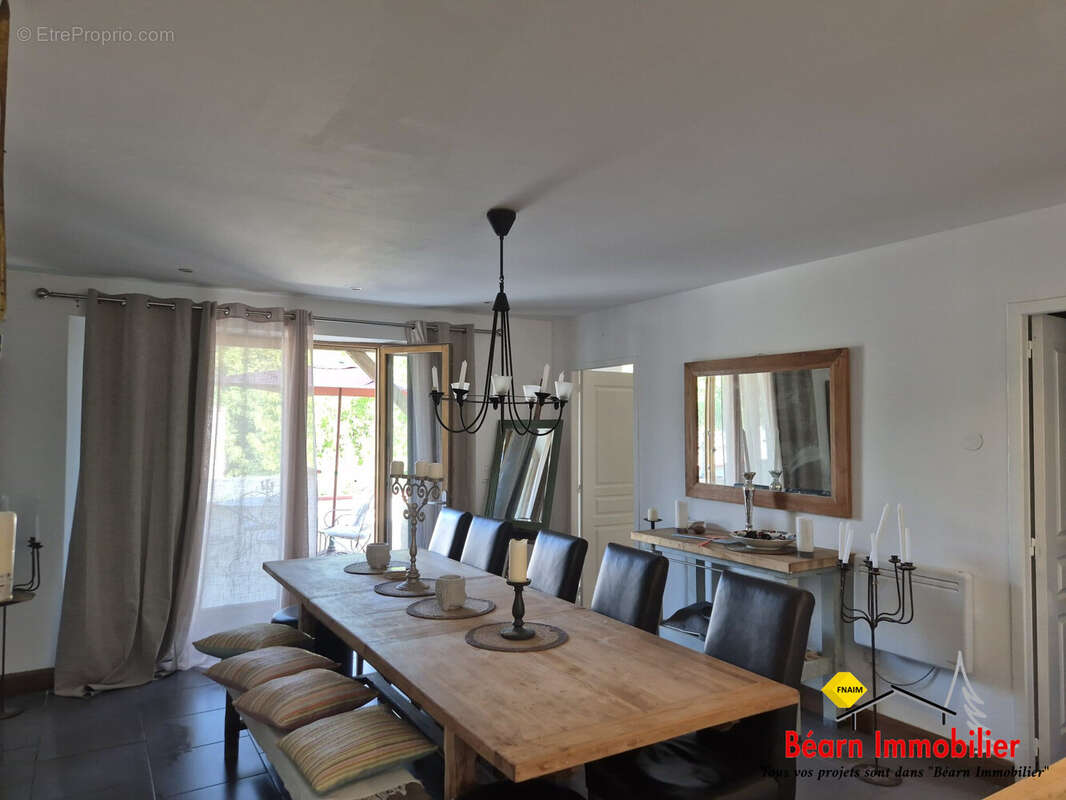 Maison 153 m² à Salies-De-Bearn  - photo 7