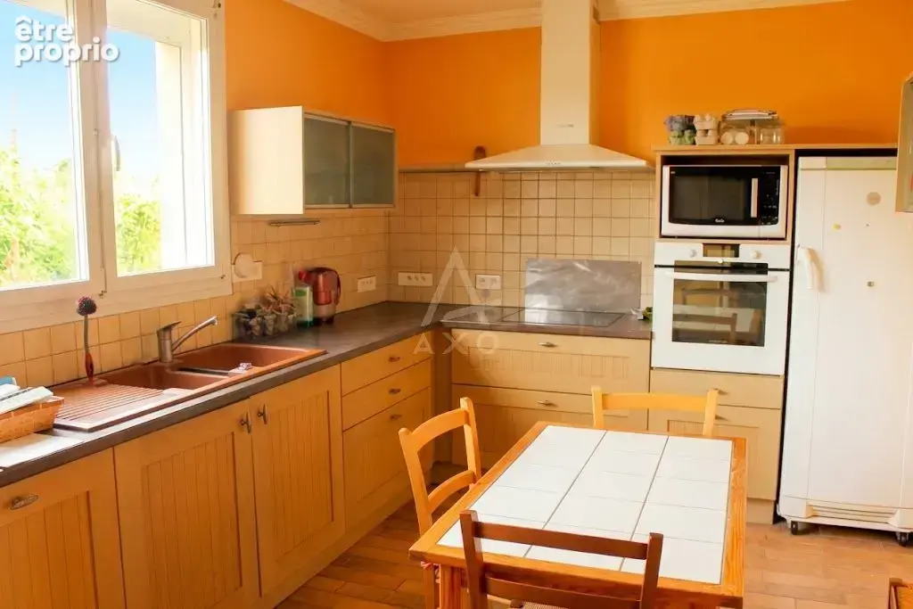 Maison familiale avec ascenseur et jardin - photo 6
