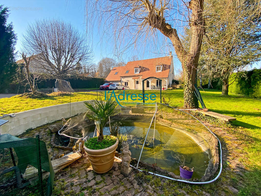 Maison à MONTALET-LE-BOIS