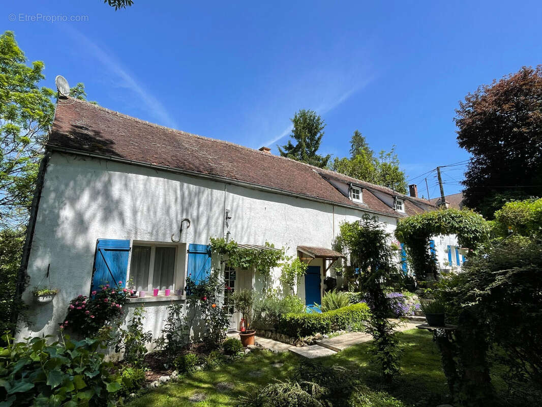 Photo 2 - Maison à JOUY-SUR-MORIN