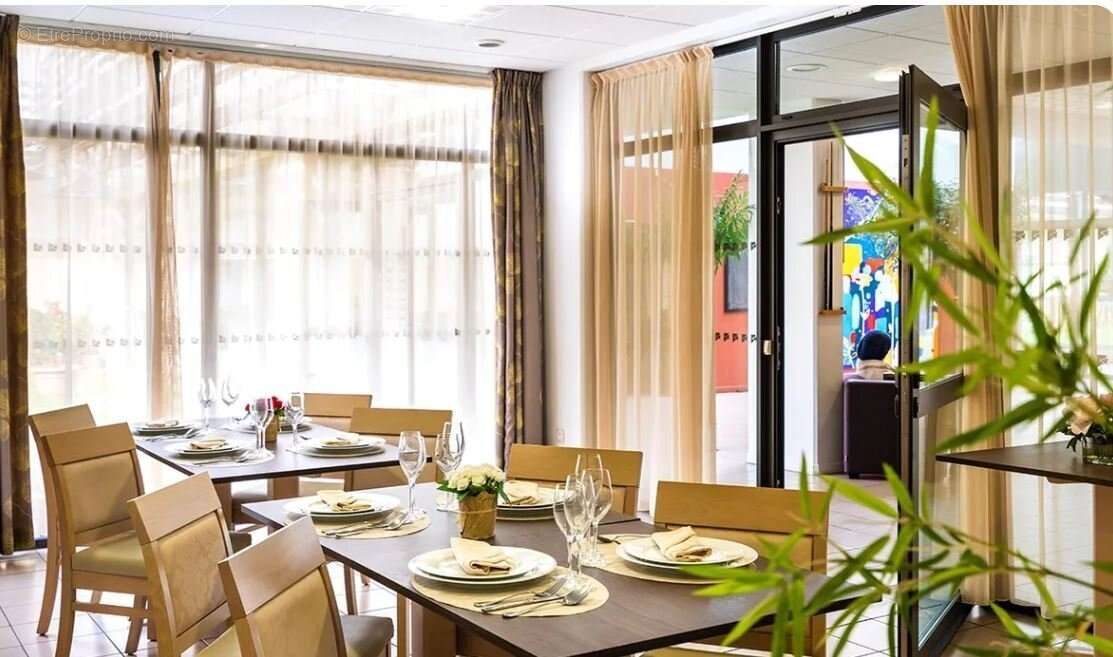 INVESTISSEMENT LOCATIF  TARBES  Résidence Seniors Les Templitudes de Tarbes - 5.56 % de rentabilité - photo 6