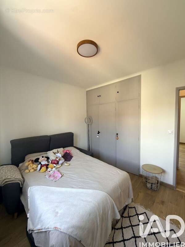 Appartement 88 m² à Aubagne  - photo 7