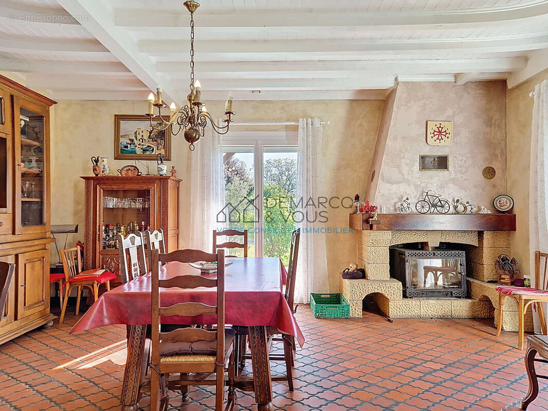 Maison à MIONS