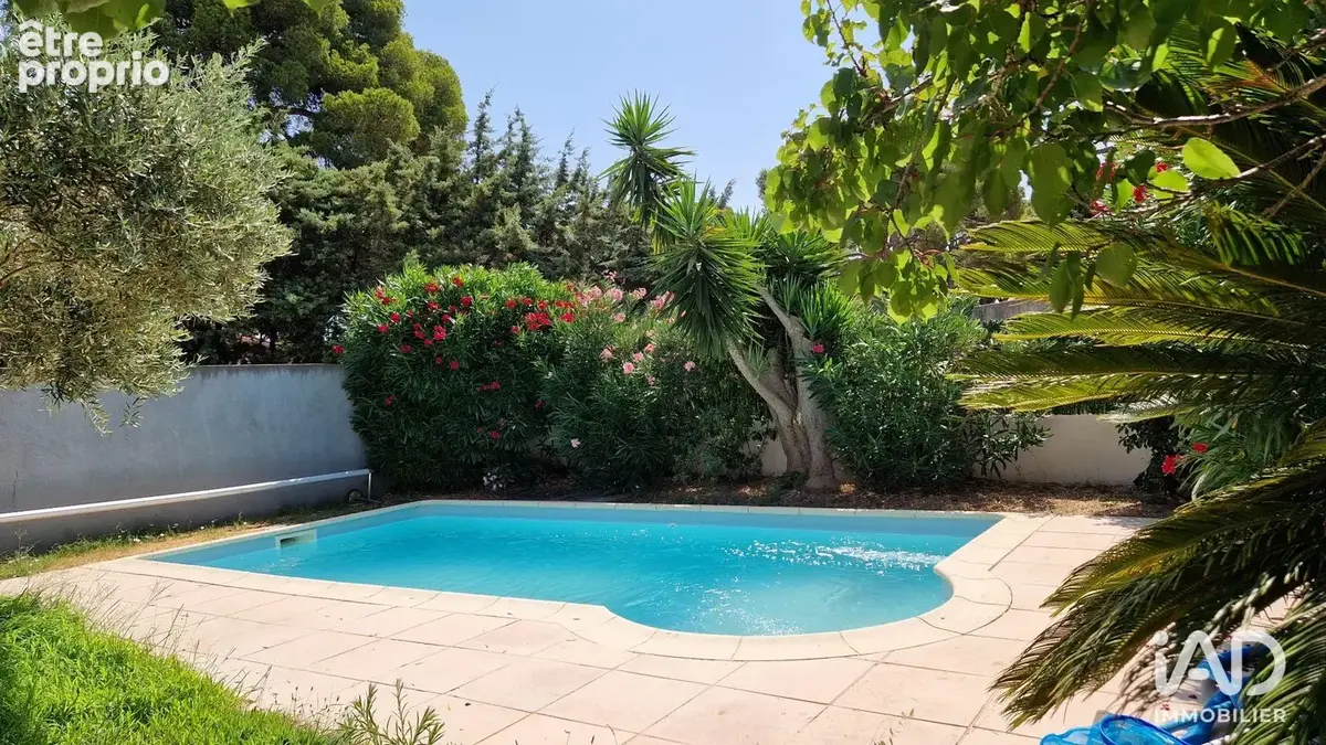 Photo 1 - Maison à SAUSSET-LES-PINS