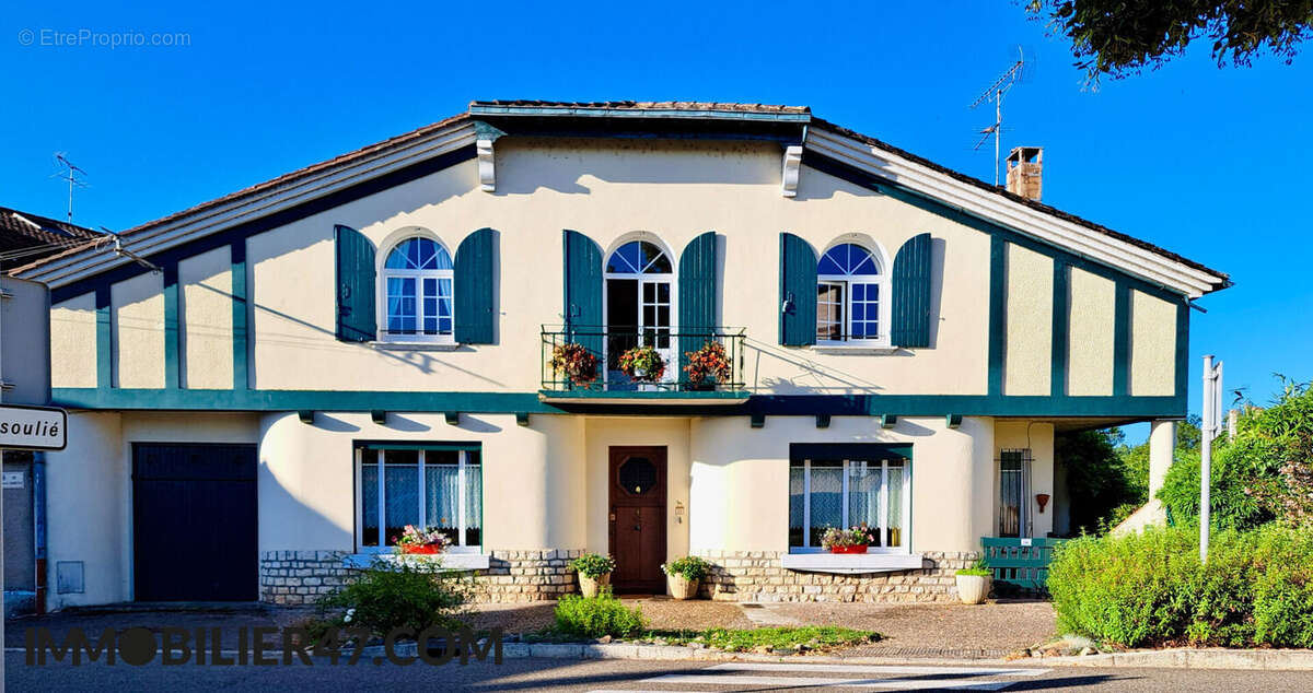 Maison à CASTELMORON-SUR-LOT