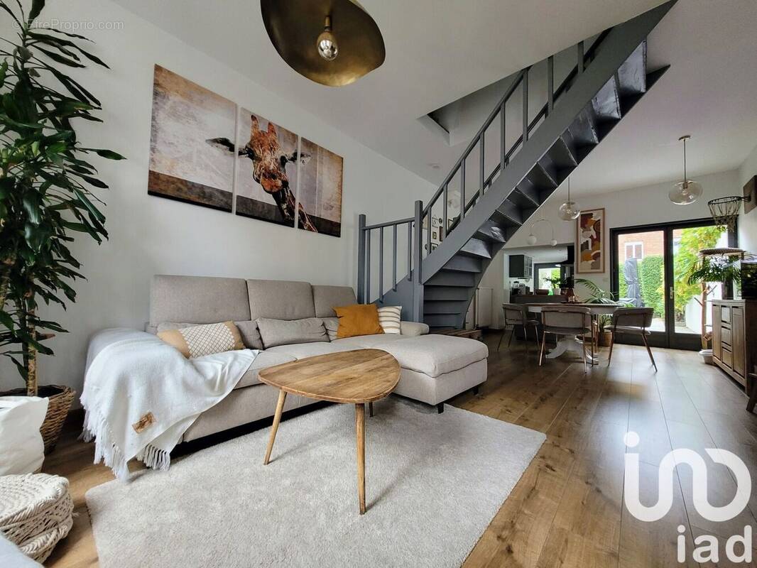 Photo 1 - Maison à MONS-EN-BAROEUL