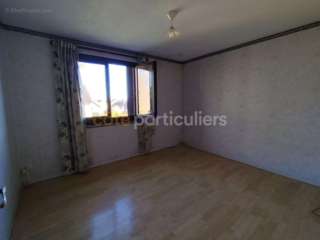 Maison à MARCEY-LES-GREVES