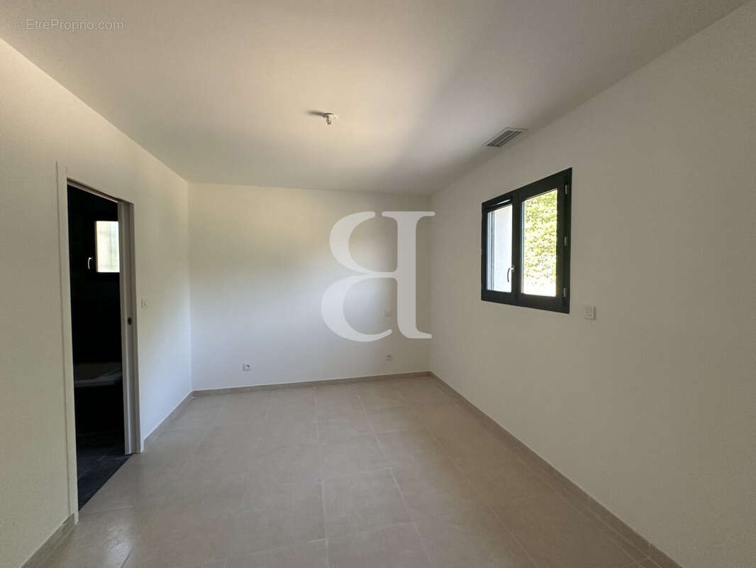 Maison 194 m² à Vaison-La-Romaine  - photo 8