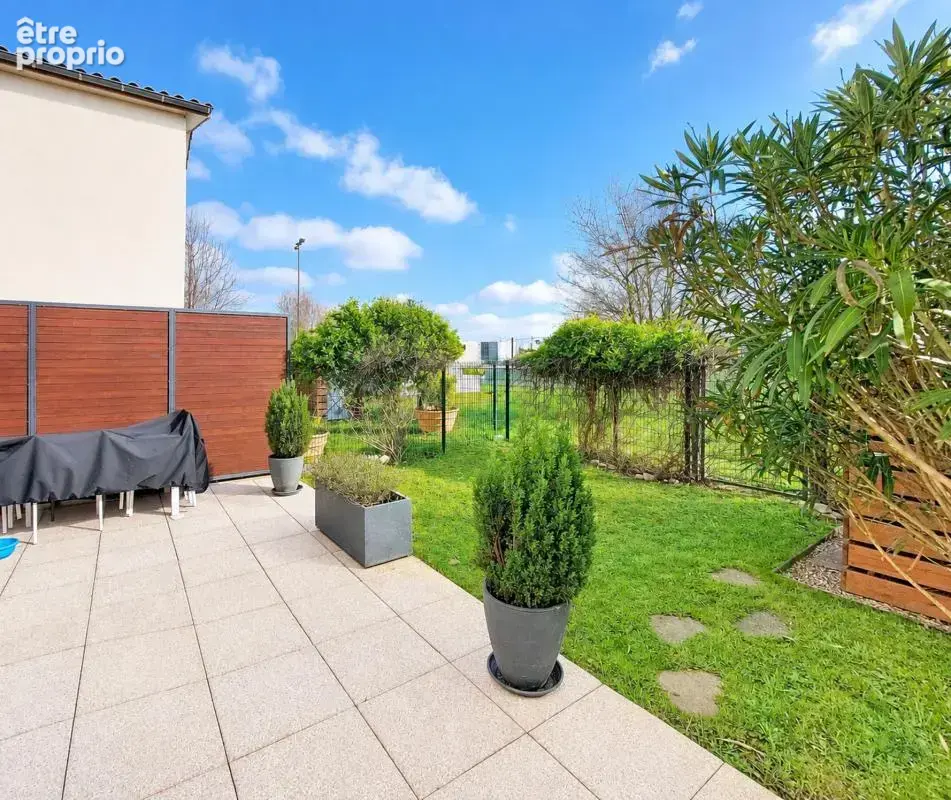 Maison 3 pièces 79 m² à vendre à Mions (69780) - photo 2