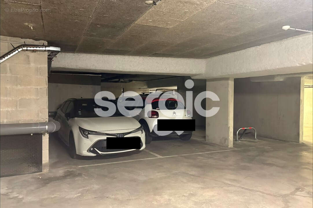 Parking Villejuif 12 m2 - photo 2