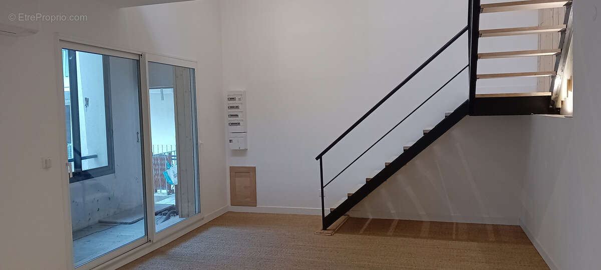 Appartement à L'ISLE-SUR-LA-SORGUE