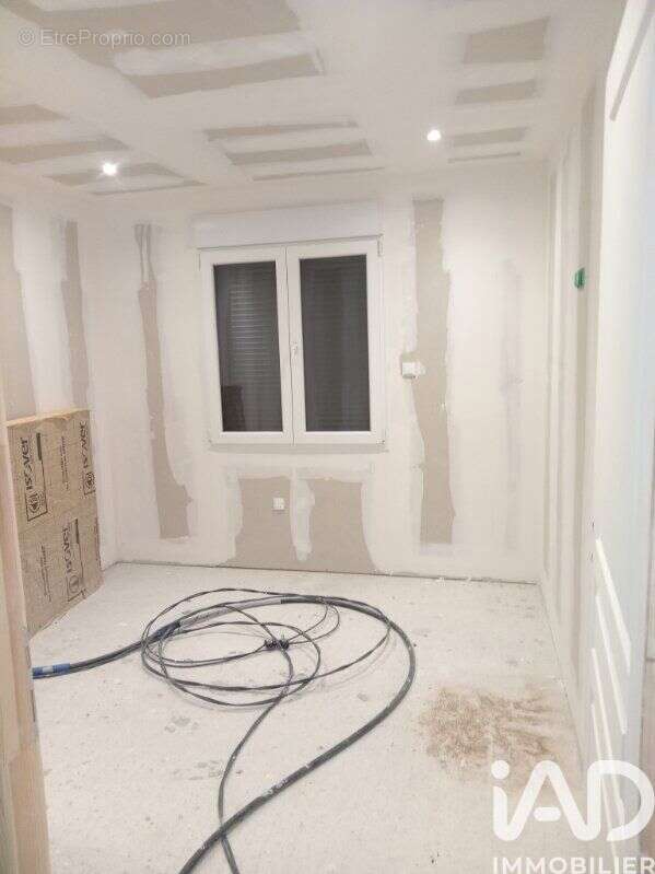 Photo 9 - Maison à MEHUN-SUR-YEVRE