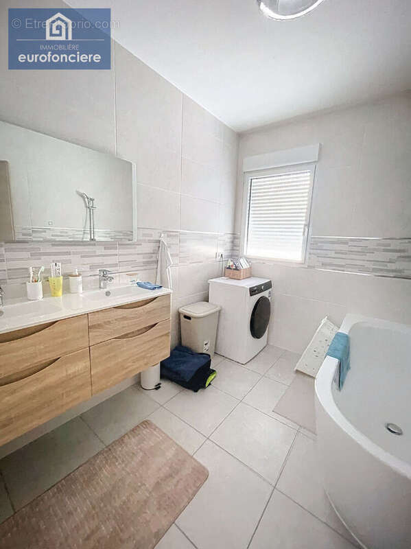 Maison à CRENEY-PRES-TROYES