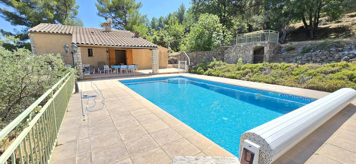 Maison à CALLAS