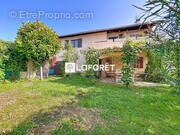 Maison à COLLONGES-AU-MONT-D&#039;OR