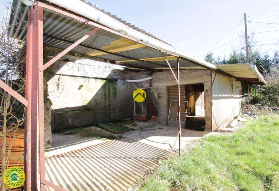 Maison à NERIS-LES-BAINS