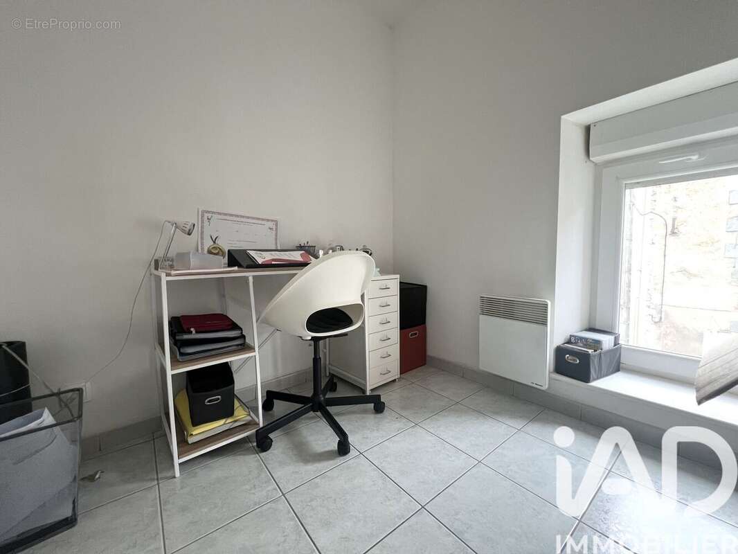 Photo 8 - Appartement à ASSE-LE-BERENGER