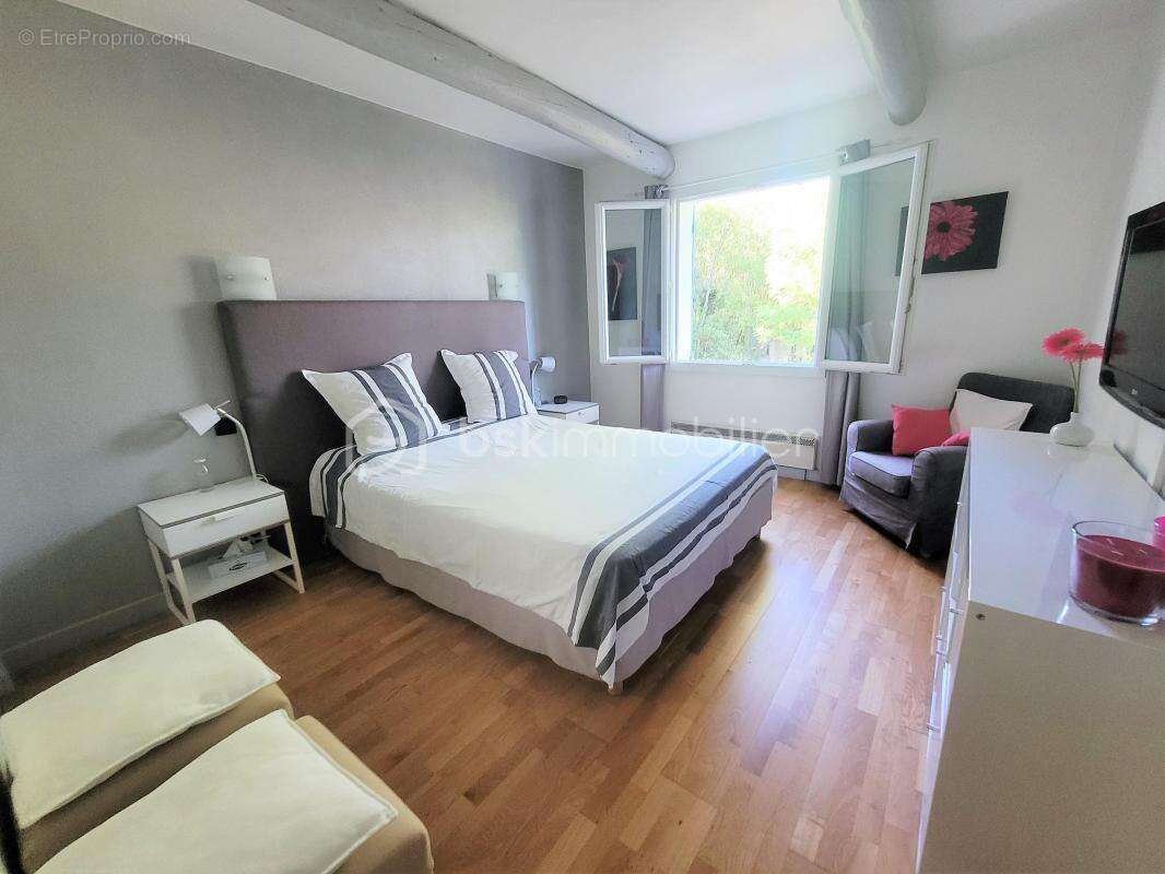 Villa 11 pièces 243 m2 à MUS - photo 8