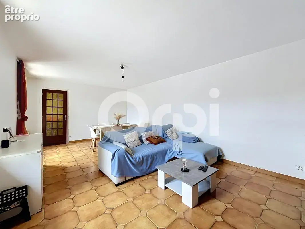 Appartement À Vendre - photo 5