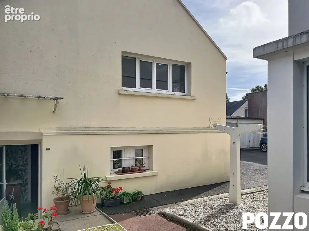 A Vendre Jolie Maison  de Ville  de 3 pp  située  à  Bayeux (14400) - photo 11